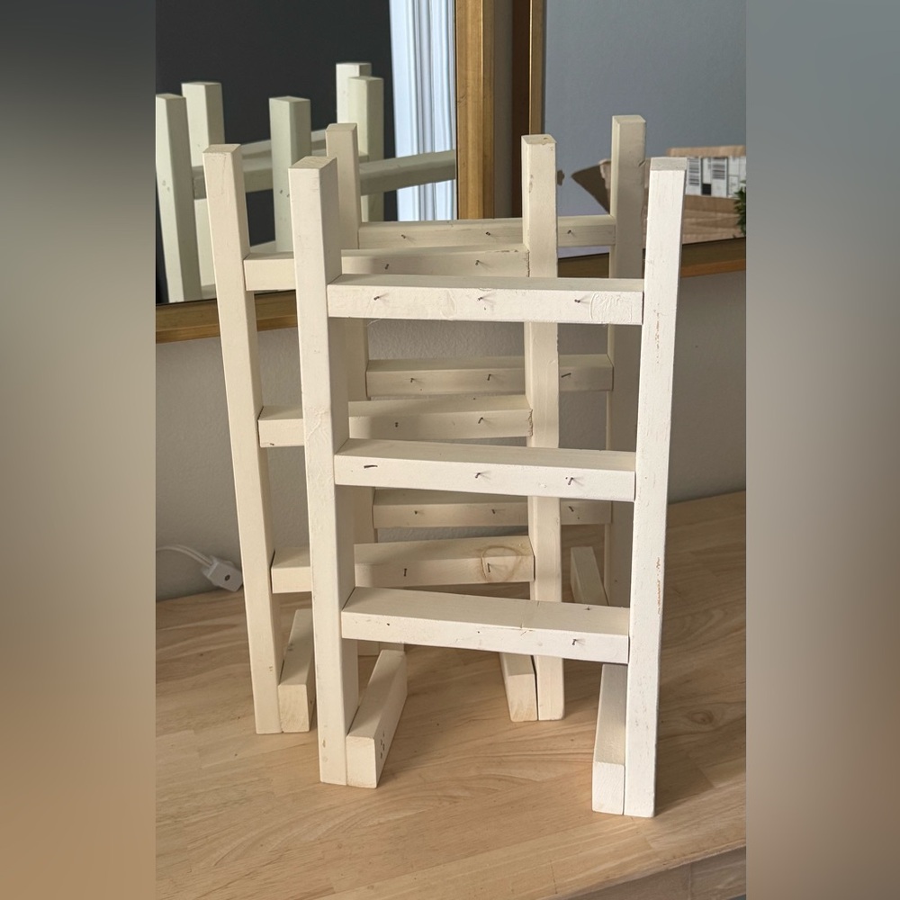 Set of 3, Cream Painted Wooden Display Stand - Picture 1 of 8